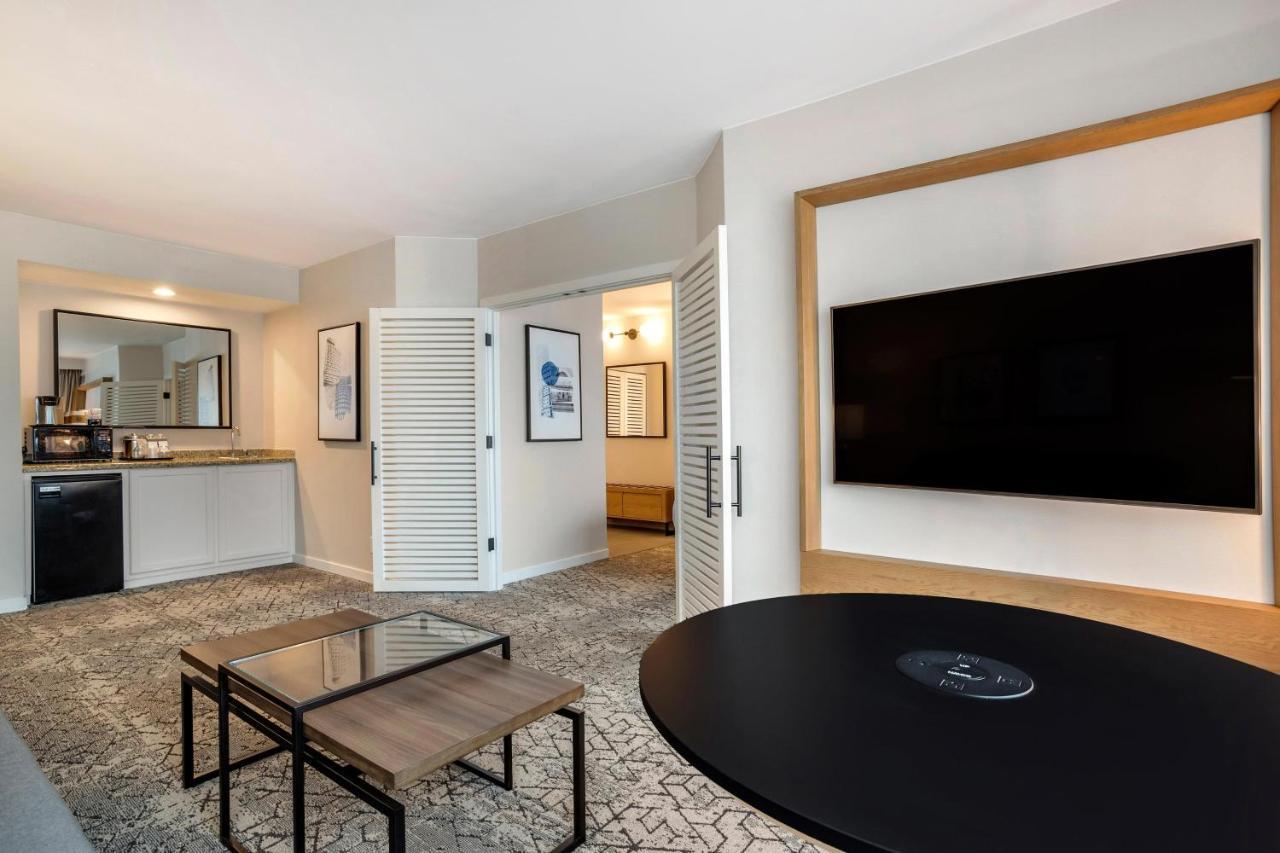 Sheraton Suites Wilmington Downtown Extérieur photo