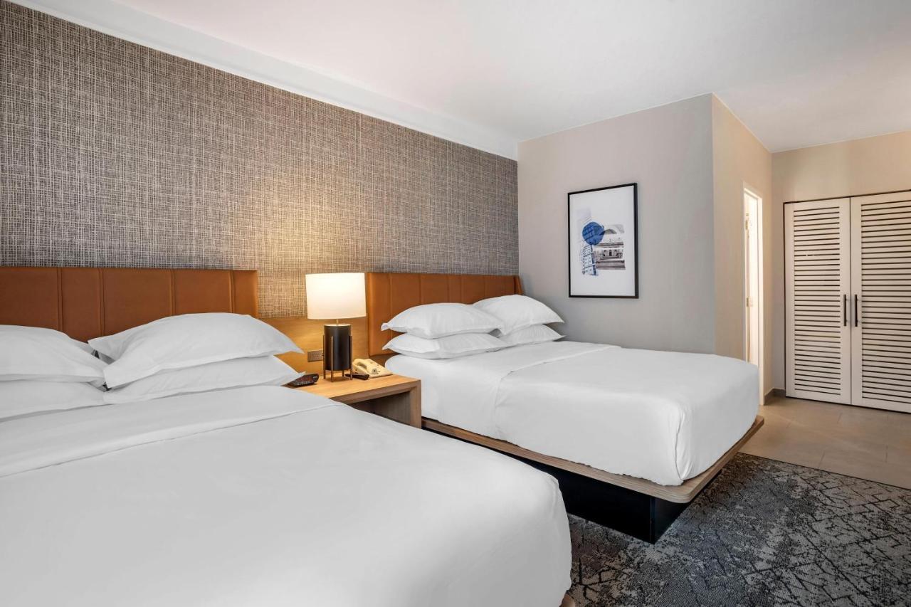 Sheraton Suites Wilmington Downtown Extérieur photo