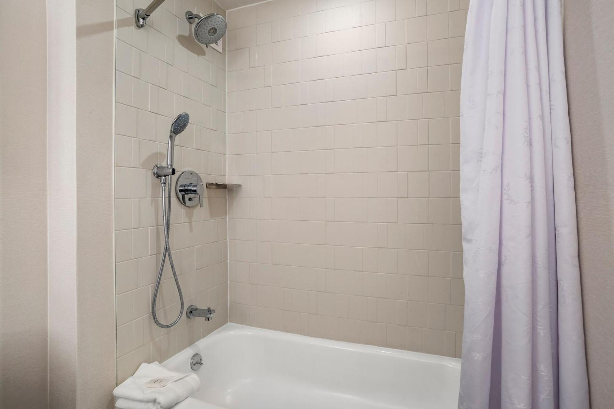 Sheraton Suites Wilmington Downtown Extérieur photo