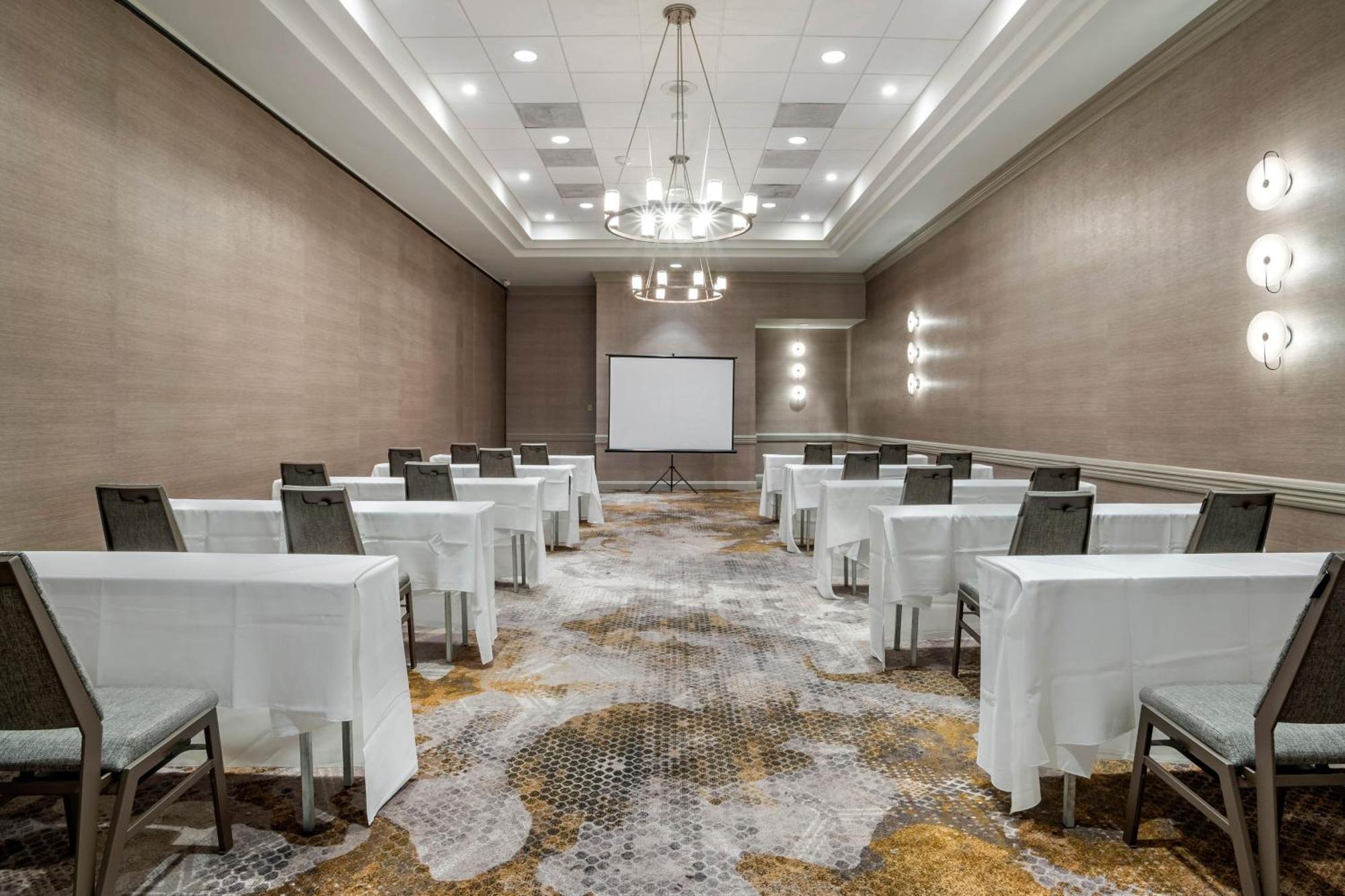 Sheraton Suites Wilmington Downtown Extérieur photo